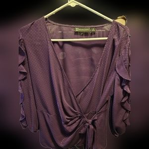 Cute stylish v-neck blouse with ruffle 3/4 length sleeves and tie